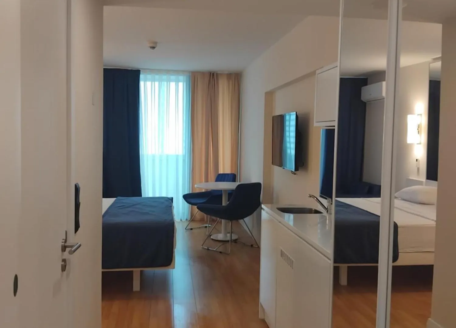 Orbi City Batumi 0*,  Georgia